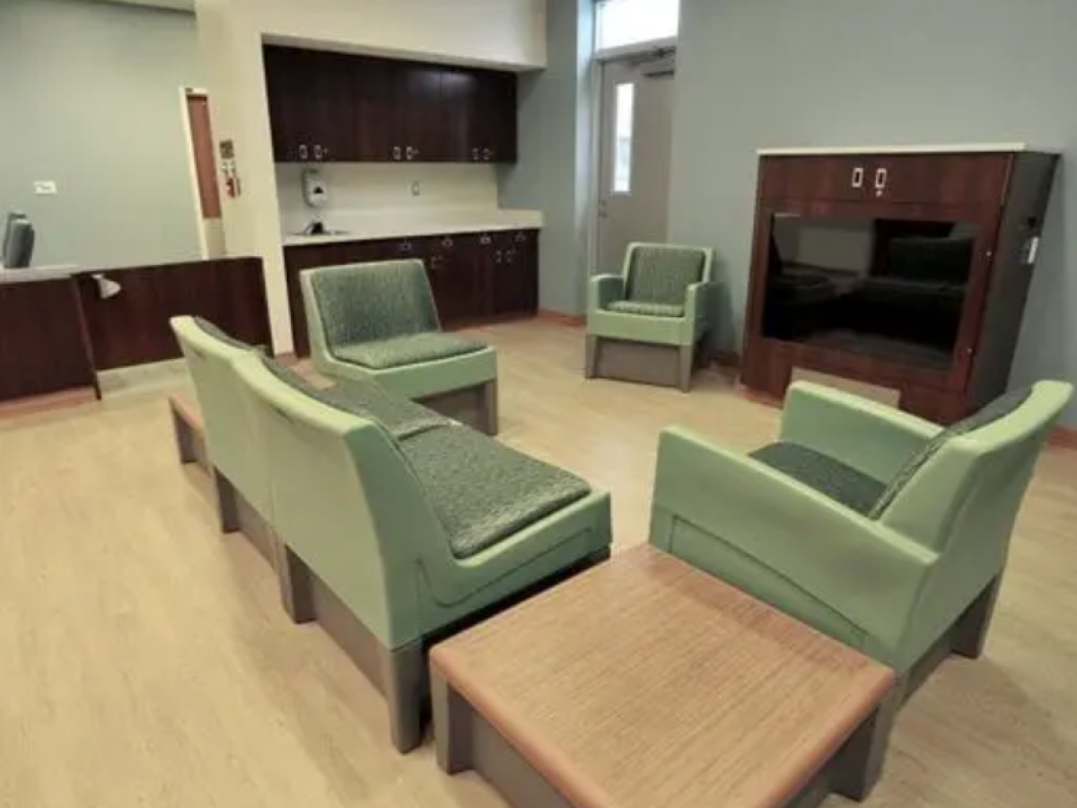 Occasional Tables for Healthcare Settings - SWS Group